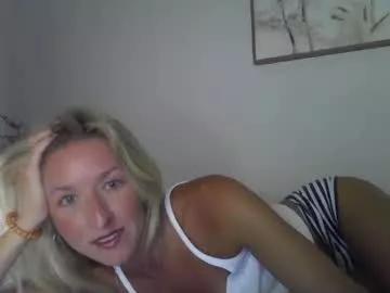 emmybunnyx from Chaturbate is Freechat