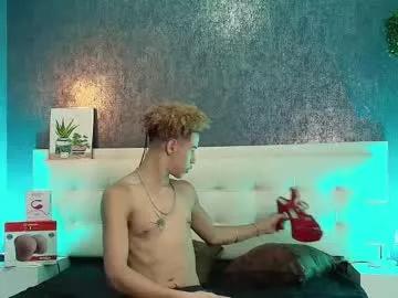 Check-out our cam rooms range and converse on a personal level with our delicious livecams streamers, showing off their spicy curves and toys.