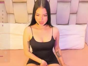 estefany_gomez_ from Chaturbate