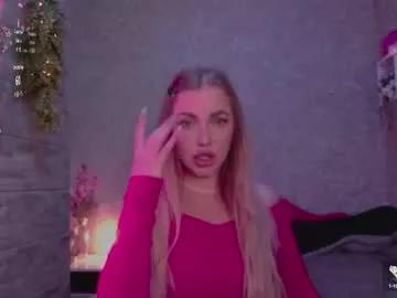 holly_molly8 from Chaturbate is Freechat