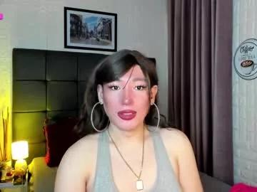 hottycrishinaxx from Chaturbate