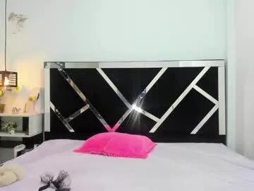 iisabella_noa from Chaturbate is Freechat