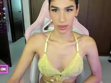 Check-out our cam rooms range and converse on a personal level with our delicious livecams streamers, showing off their spicy curves and toys.