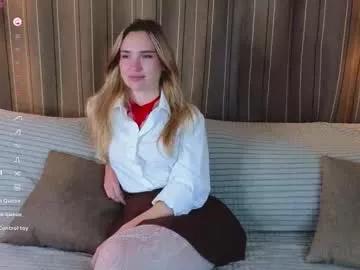 kelliezitzmann from Chaturbate is Freechat