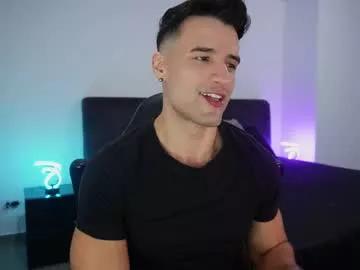 Krops_ webcams show profile image 