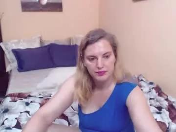 laradallas from Chaturbate