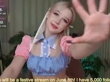 laurawifeness from Chaturbate is Freechat