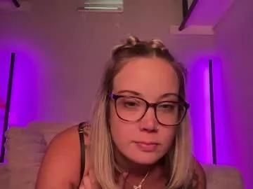 leanneluxecouple from Chaturbate is Freechat