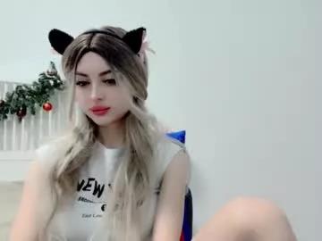 lily_rose_d from Chaturbate