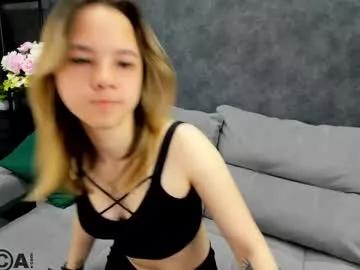 lori_blossom from Chaturbate is Freechat