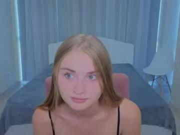 lukeriamoon from Chaturbate is Freechat