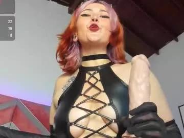 Check-out our cam rooms range and converse on a personal level with our delicious livecams streamers, showing off their spicy curves and toys.