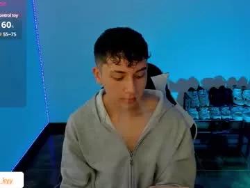 oliver_kyy from Chaturbate is Freechat