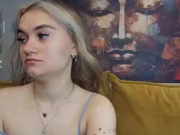 softgllitch from Chaturbate is Freechat