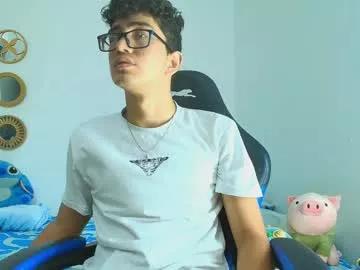 tylerwhiite_ from Chaturbate is Freechat