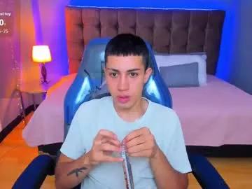 valen_and_dollar from Chaturbate is Freechat