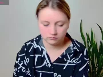 vikiglam from Chaturbate