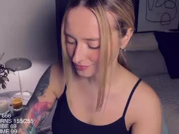 Photos of yvie_ from Chaturbate is Freechat