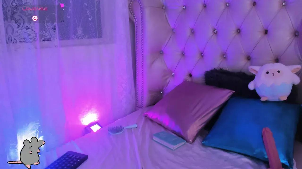 alexafoxy18 from Cherry is Freechat