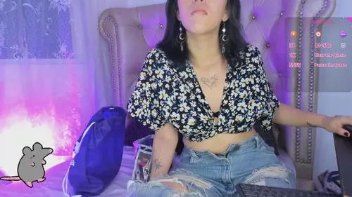 alexafoxy18 from Cherry is Freechat