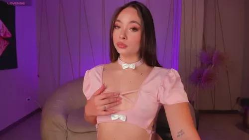 Check-out our cam rooms range and converse on a personal level with our delicious livecams streamers, showing off their spicy curves and toys.