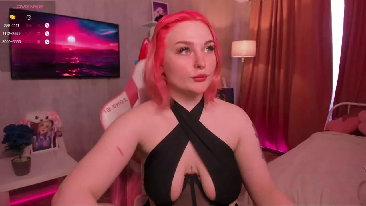 Check-out our cam rooms range and converse on a personal level with our delicious livecams streamers, showing off their spicy curves and toys.