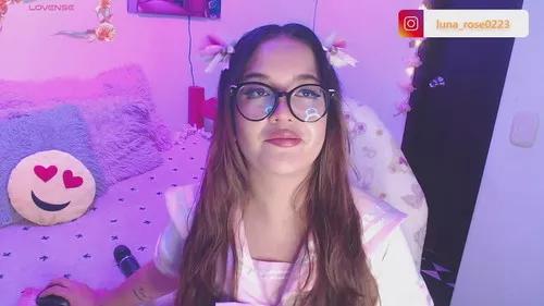 annyaqueenn from Cherry is Freechat