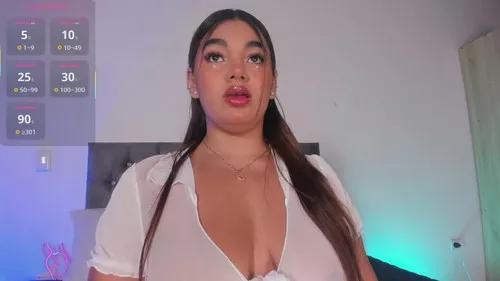 annyarango from Cherry is Freechat