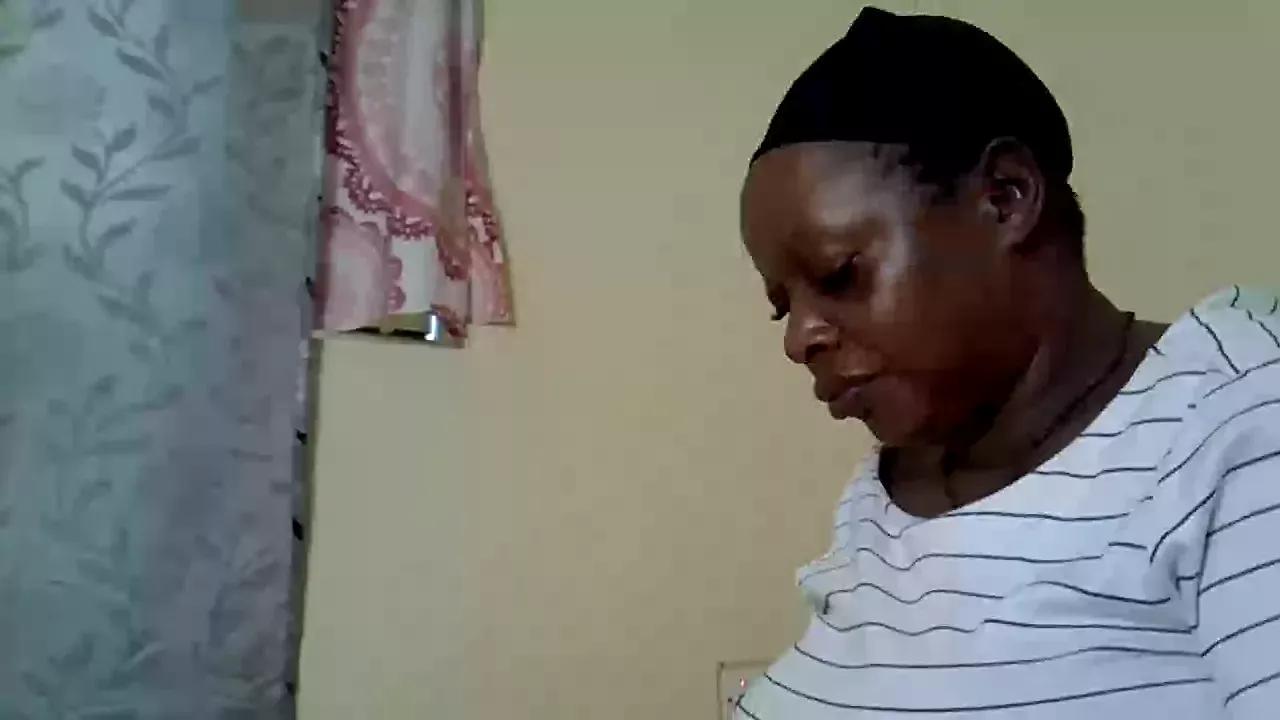 cassandra256 from Cherry is Freechat