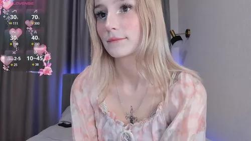 cuteellis from Cherry is Freechat