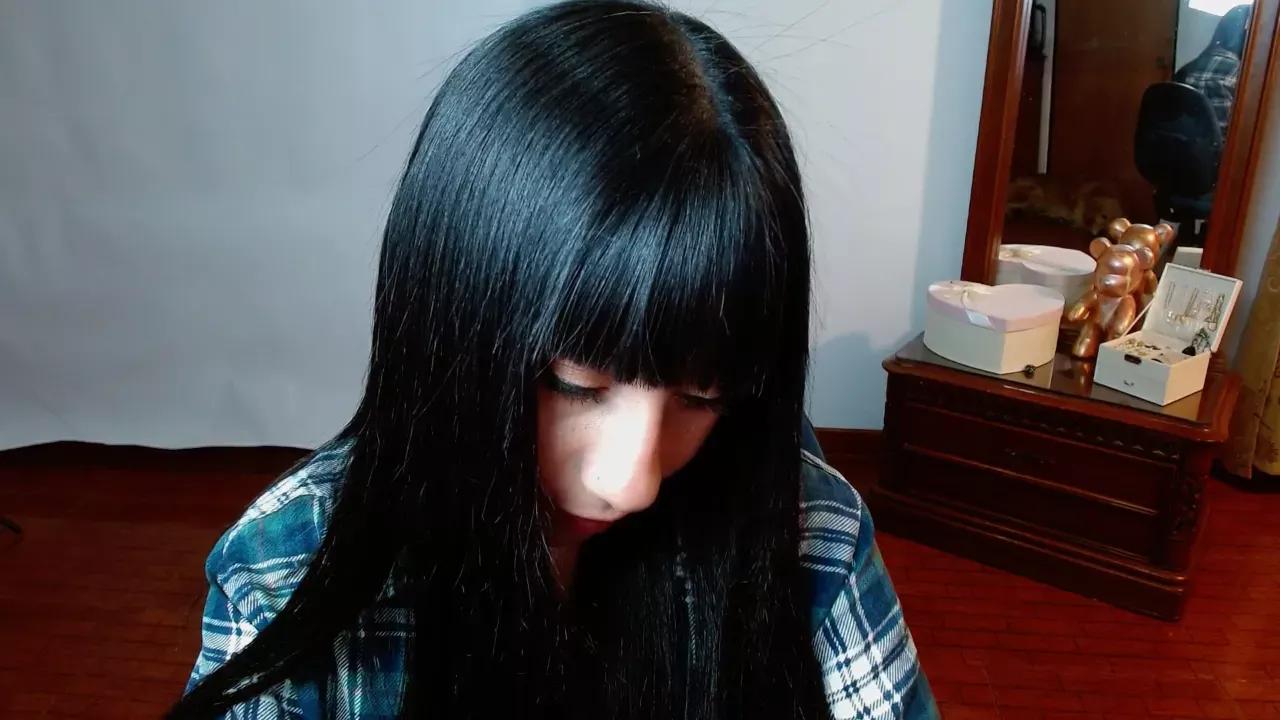 darkmoonn from Cherry is Freechat