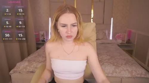 Photos of divinejass from Cherry is Freechat