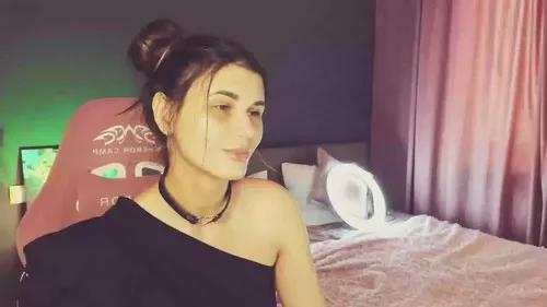 emilyreal from Cherry is Freechat