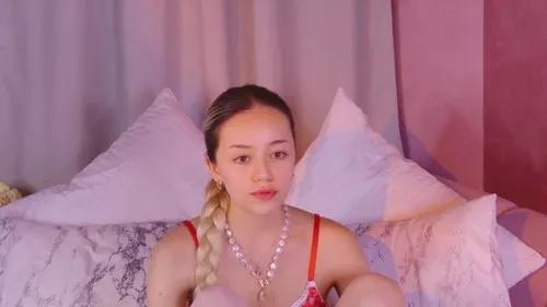 estellarich from Cherry is Freechat