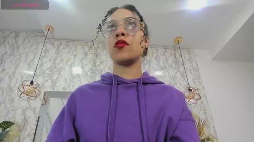 hannacorne from Cherry is Freechat
