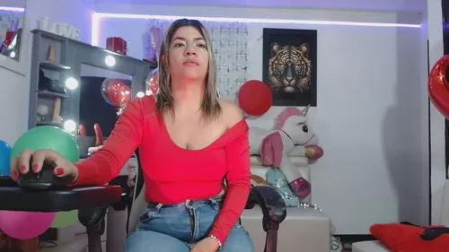 Check-out our cam rooms range and converse on a personal level with our delicious livecams streamers, showing off their spicy curves and toys.