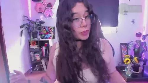laurenafrodita from Cherry is Freechat