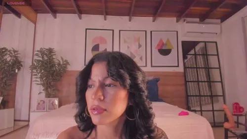 lunaruso from Cherry is Freechat