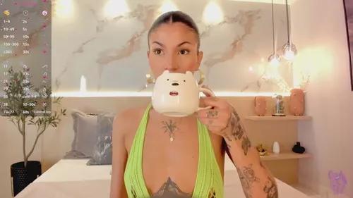 lunaruso from Cherry is Freechat