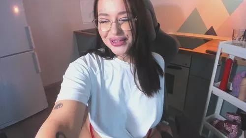 melaniedoll from Cherry is Freechat