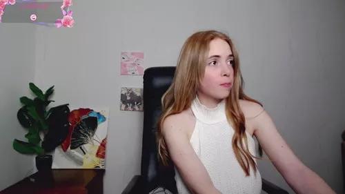 milacet89 from Cherry is Freechat