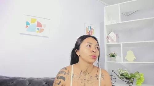 misssoffimorel from Cherry is Freechat