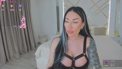 misssophie from Cherry is Freechat