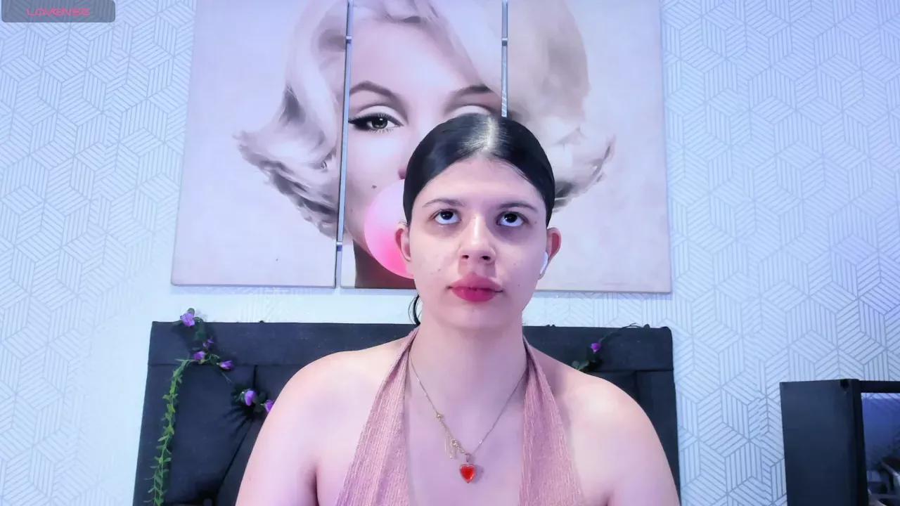 nicolanepalmer from Cherry is Freechat