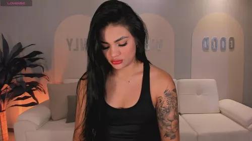 Check-out our cam rooms range and converse on a personal level with our delicious livecams streamers, showing off their spicy curves and toys.