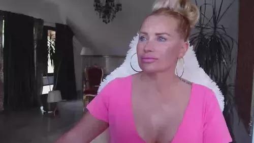 sexyblueyes from Cherry is Freechat