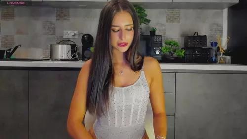 sofiewild from Cherry is Freechat