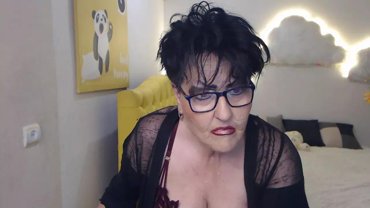 Photos of sondrariddle from Cherry is Freechat