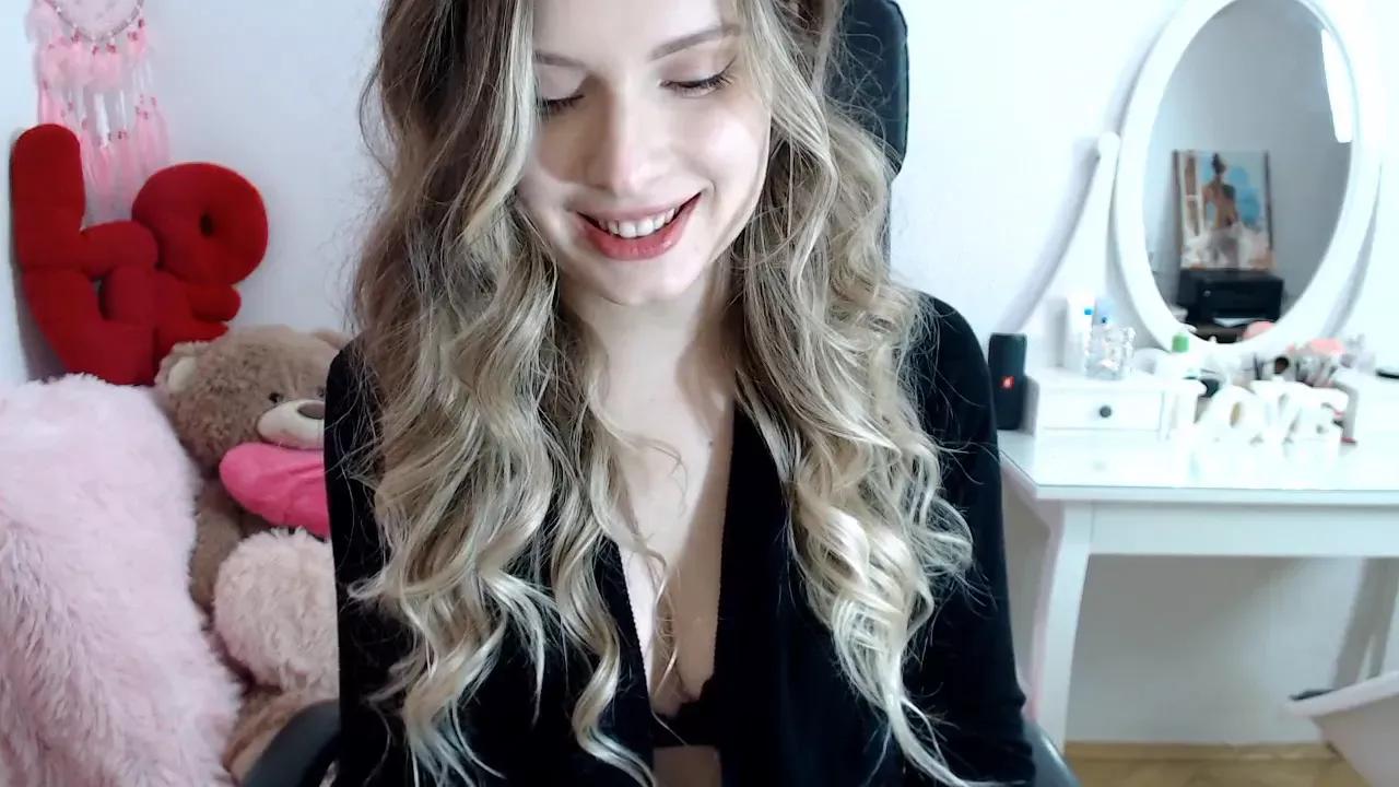 sweettreat from Cherry is Freechat