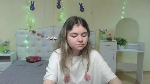 tinaredly from Cherry is Freechat